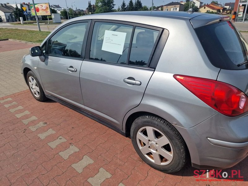 2008' Nissan Tiida photo #5