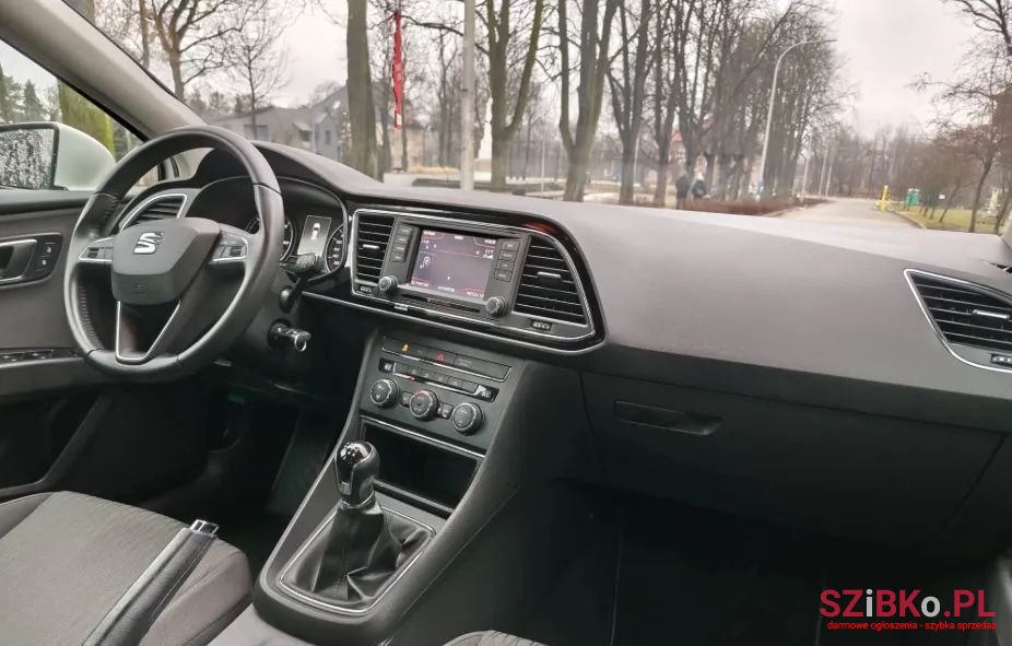 2014' SEAT Leon photo #3