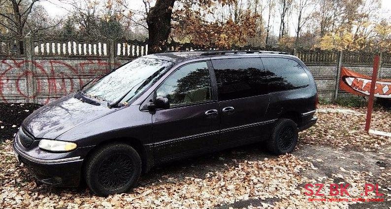 1996' Chrysler TOWN &COUNTRY photo #2