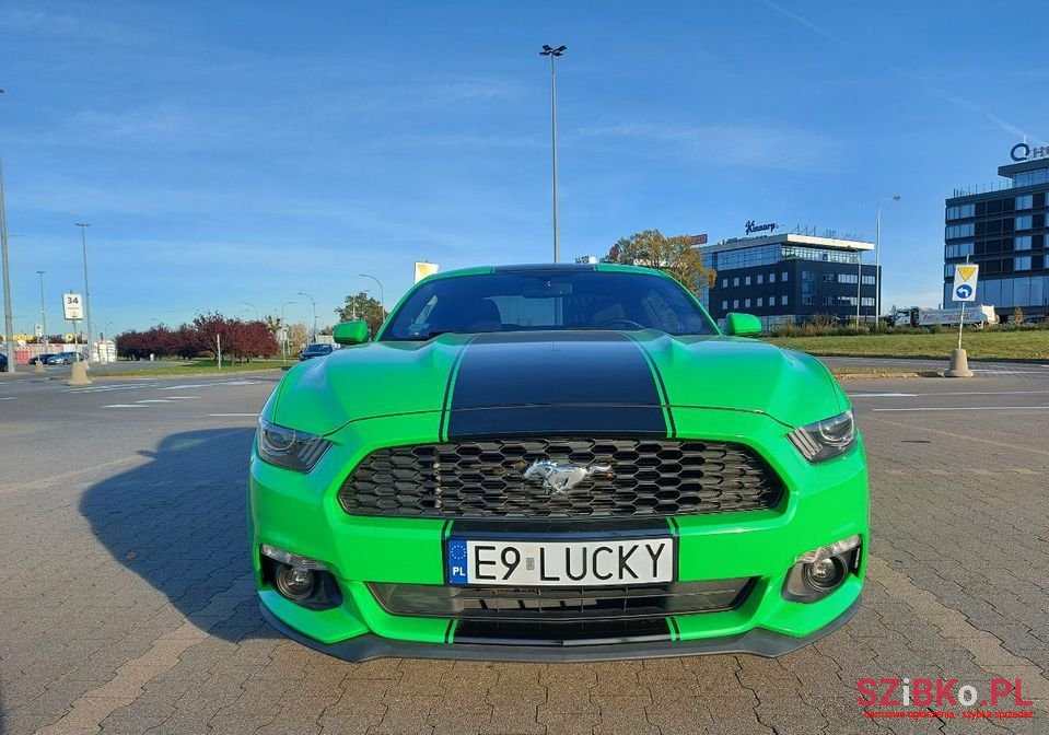 2016' Ford Mustang photo #4