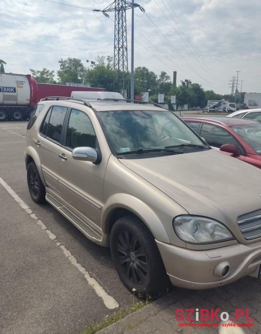 2004' Mercedes-Benz Ml photo #2
