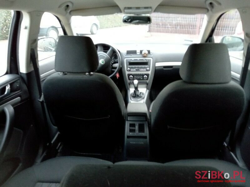 2009' Skoda Octavia photo #6