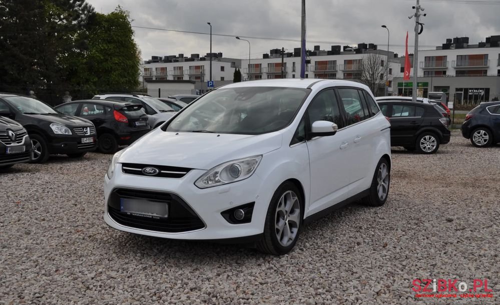 2013' Ford Grand C-MAX photo #2