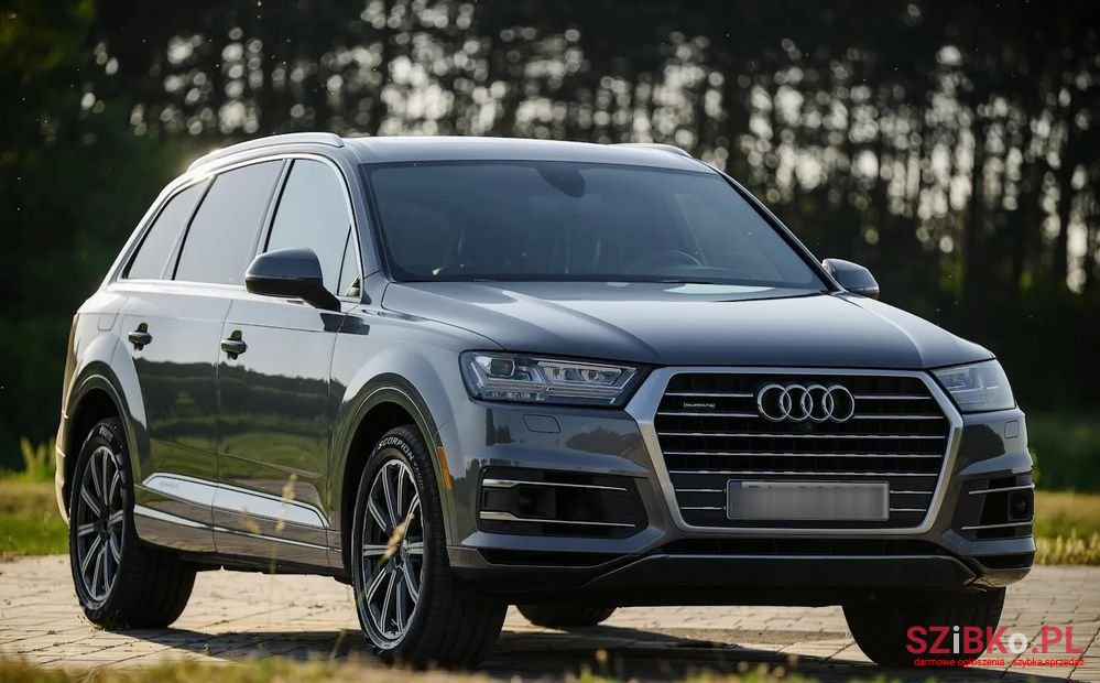 2018' Audi Q7 photo #1