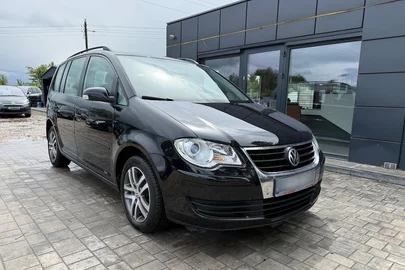 2008' Volkswagen Touran