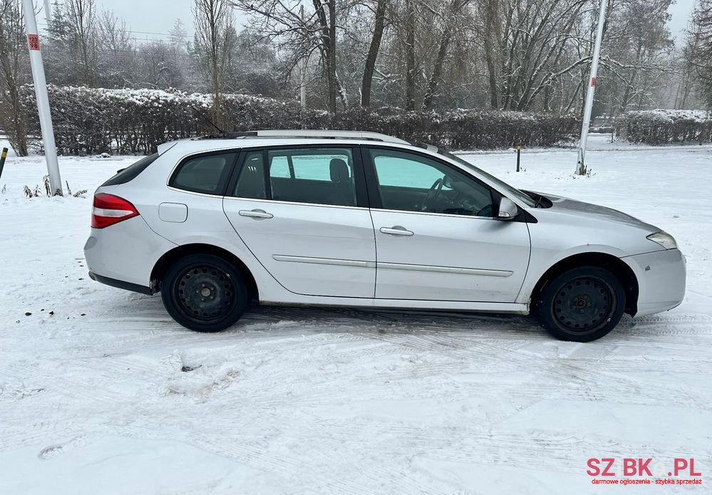 2009' Renault Laguna 2.0 Dci Dynamique photo #3