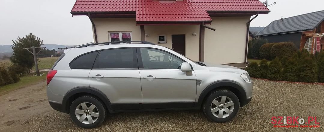 2006' Chevrolet Captiva photo #3