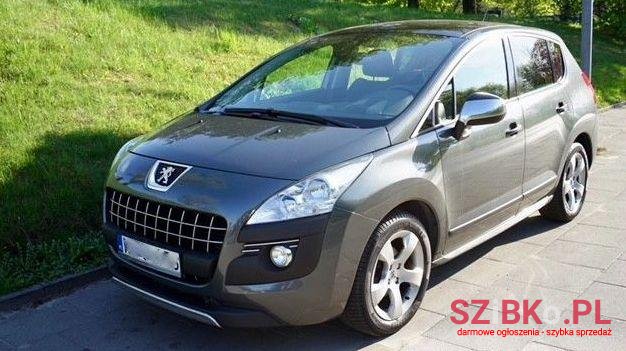 2012' Peugeot 3008 photo #1