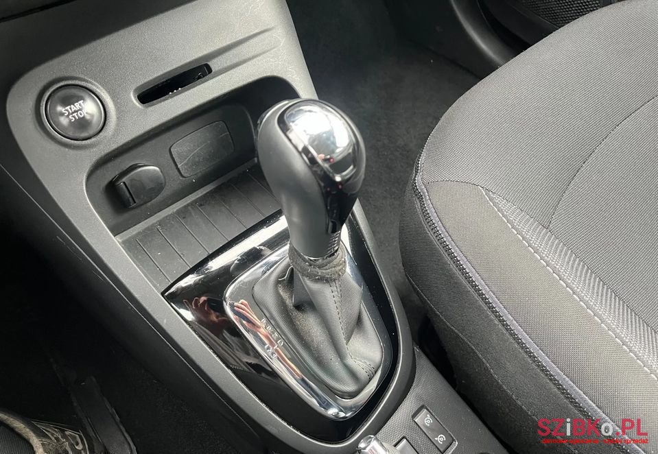 2015' Renault Captur photo #6