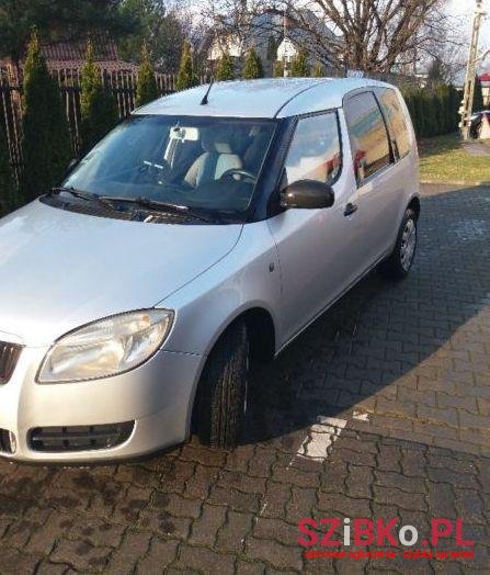 2007' Skoda Roomster photo #5