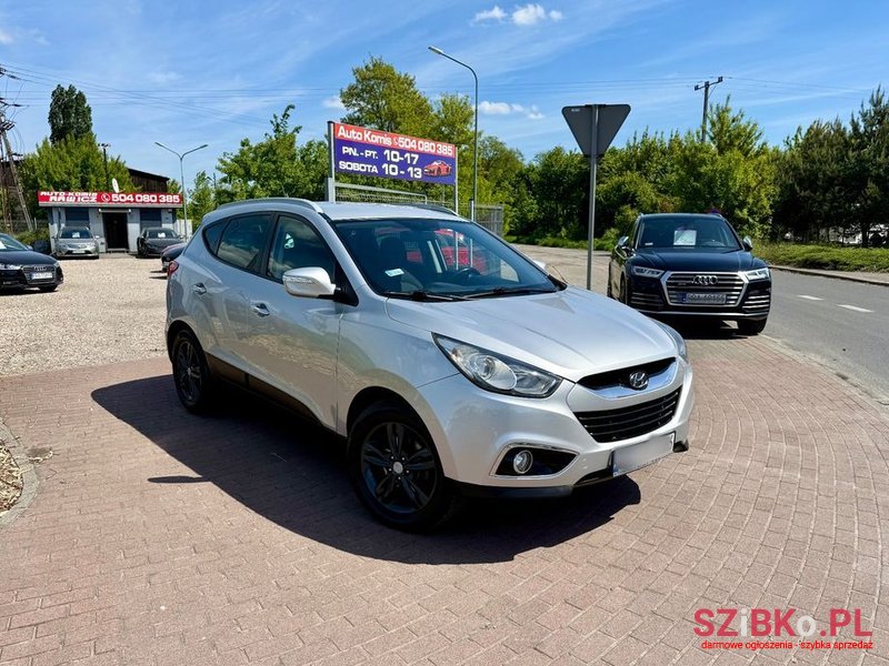 2010' Hyundai ix35 2.0 Crdi Premium photo #3