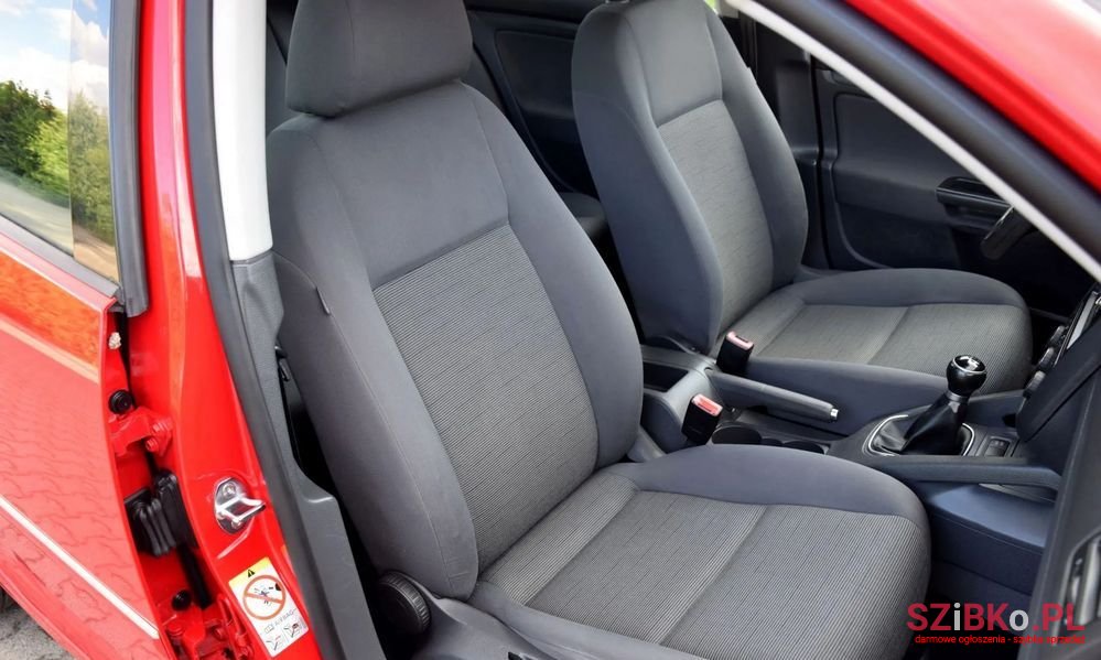 2008' Volkswagen Golf 1.6 Edition photo #6