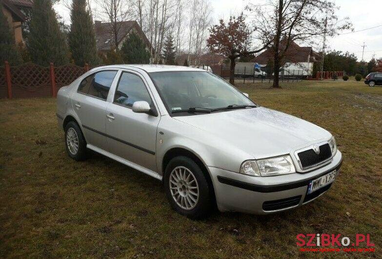 2001' Skoda Octavia photo #1