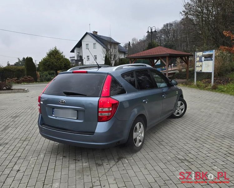 2009' Kia Ceed photo #4