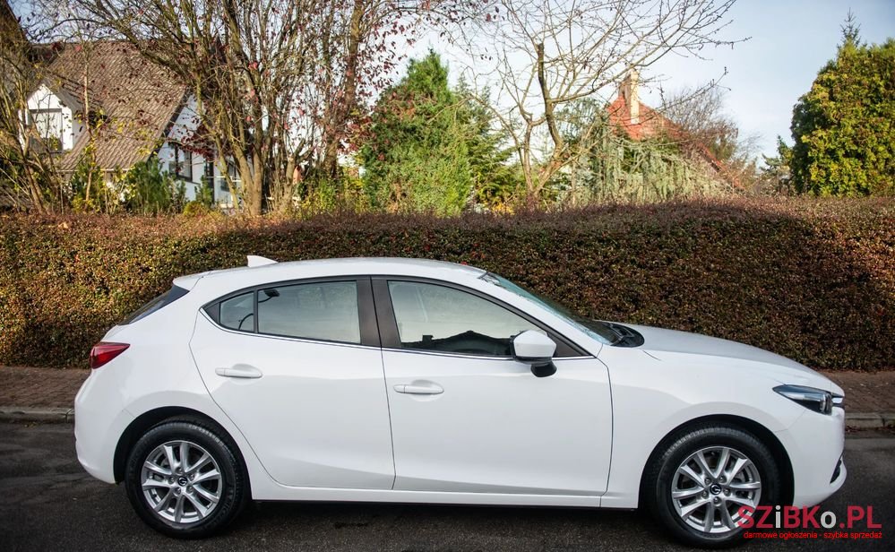2018' Mazda 3 Skyactiv-G photo #4