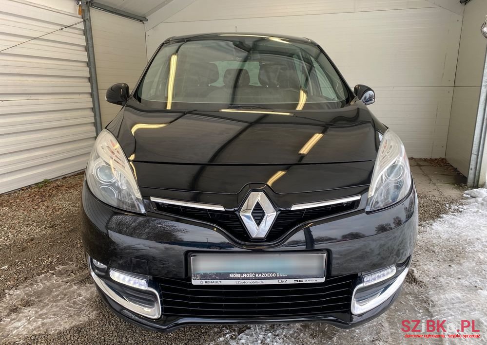 2015' Renault Scenic photo #2