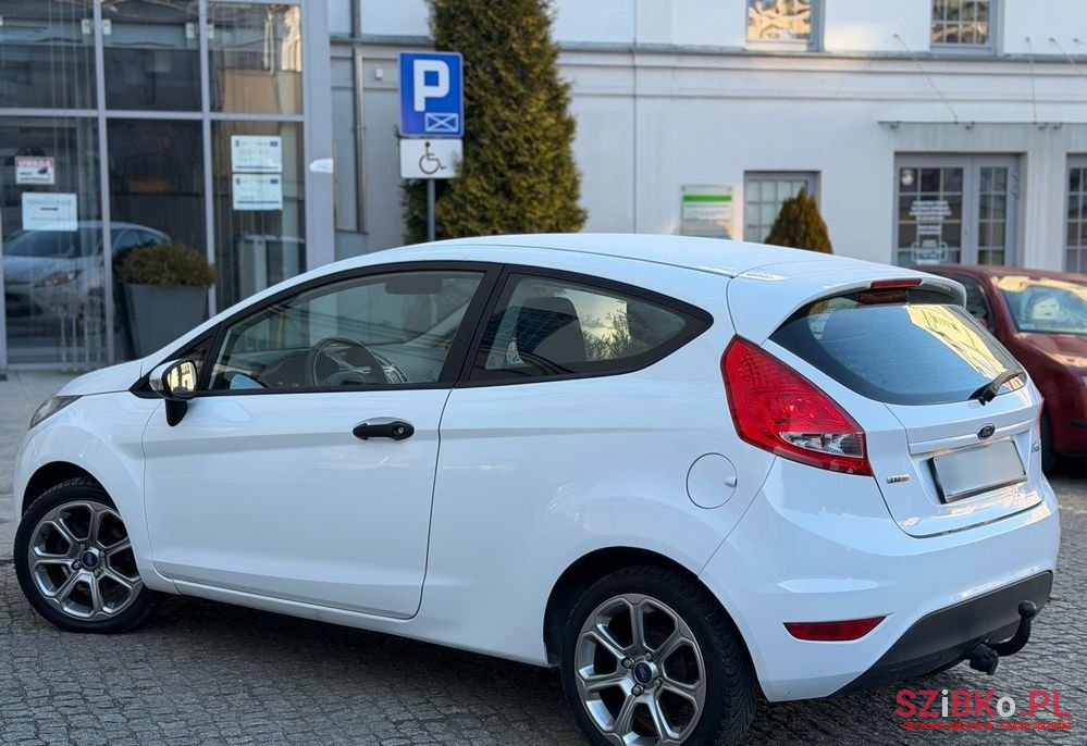 2009' Ford Fiesta 1.6 Tdci Ghia photo #4