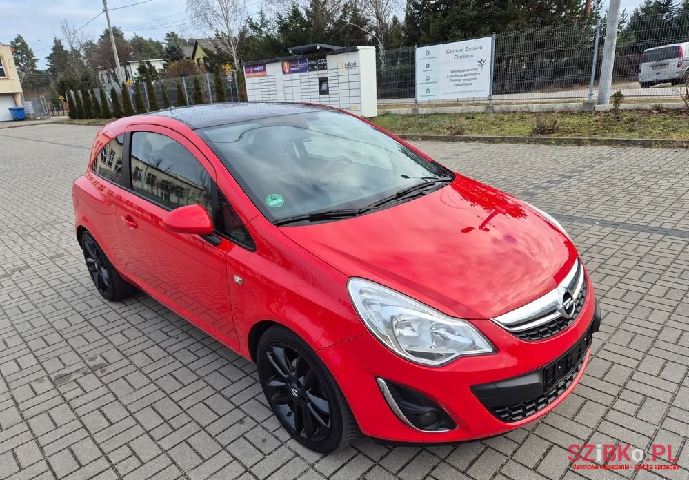 2011' Opel Corsa photo #6