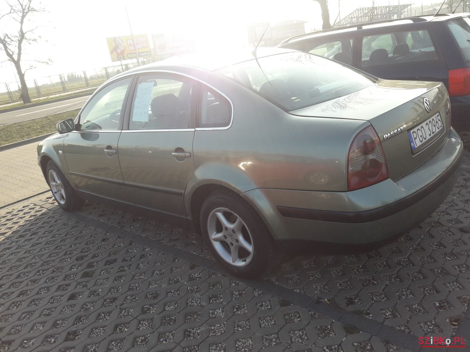 2002' Volkswagen Passat B5 photo #1