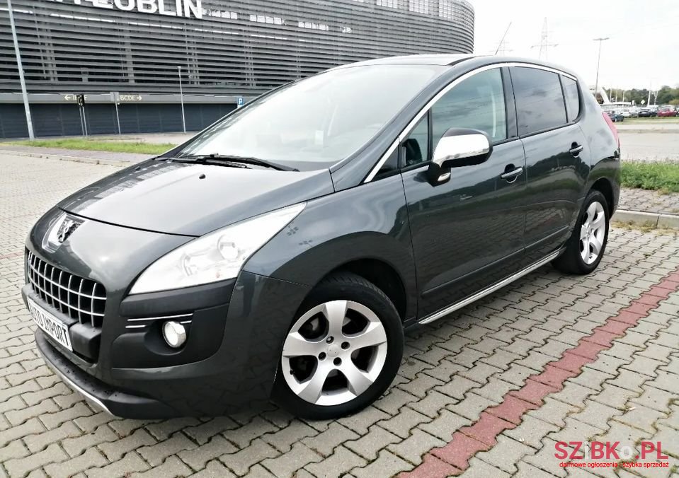 2011' Peugeot 3008 photo #2