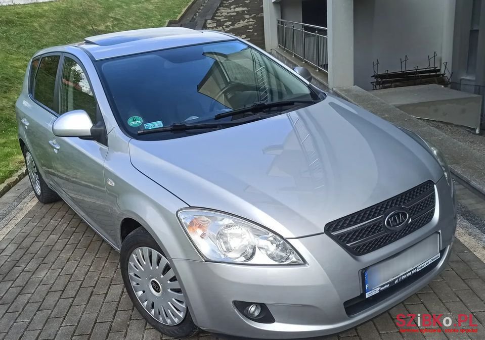 2007' Kia Ceed photo #1