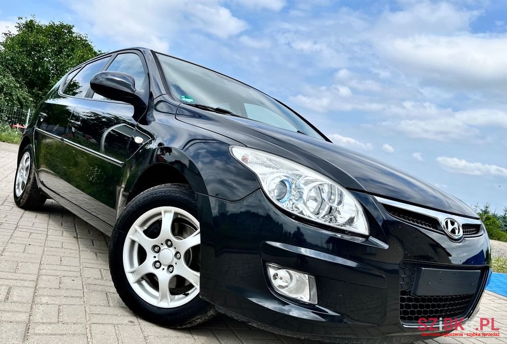 2008' Hyundai i30 1.6 Premium photo #2