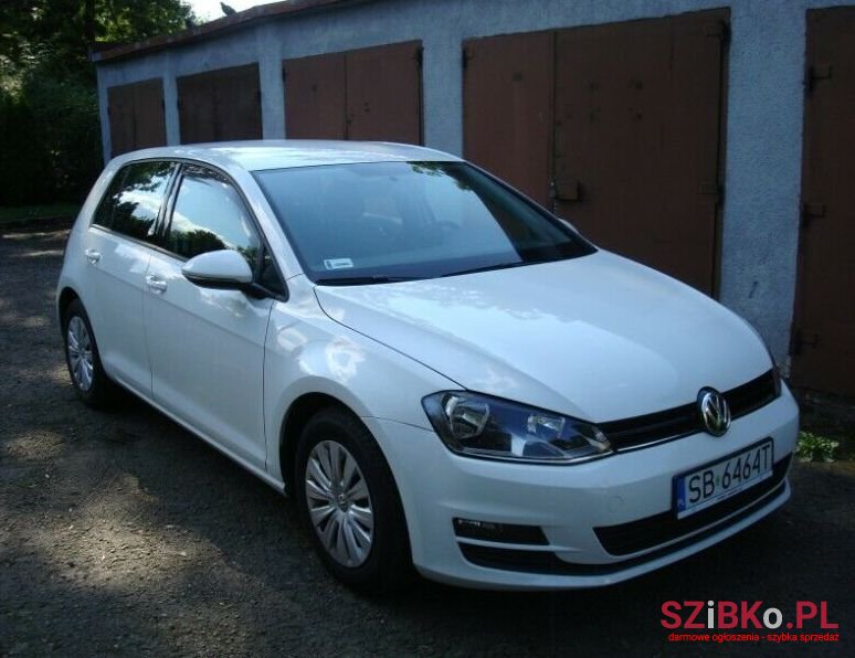 2013' Volkswagen Golf photo #1