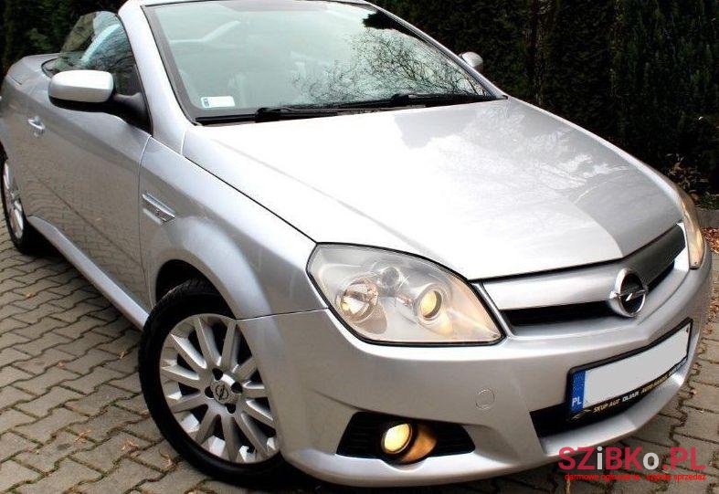 2005' Opel Tigra photo #1