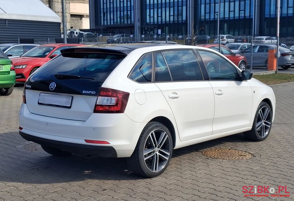 2014' Skoda Rapid photo #6