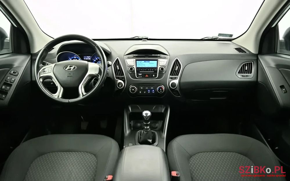 2011' Hyundai ix35 Classic 2Wd photo #5