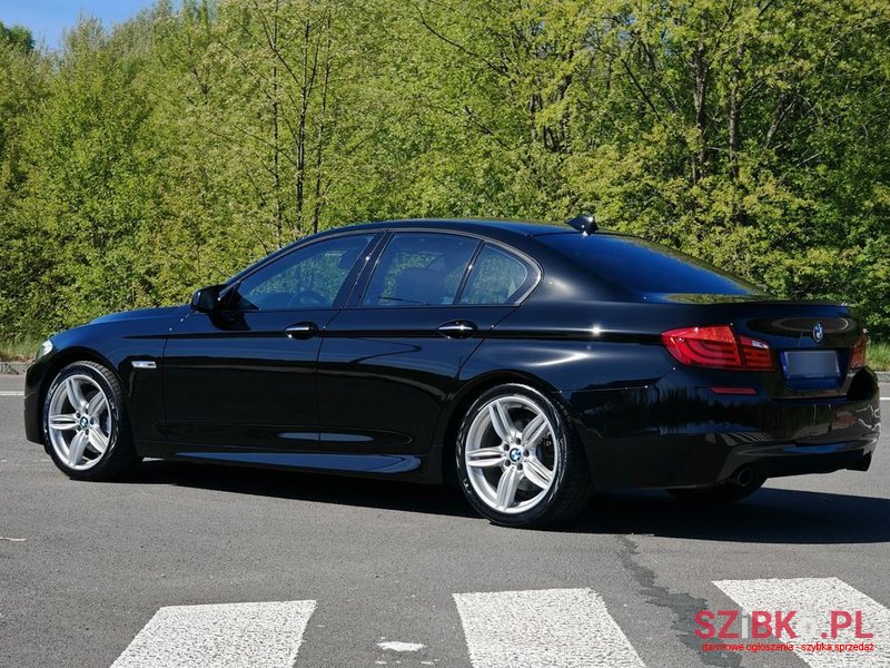 2013' BMW 5 Series 535I photo #2