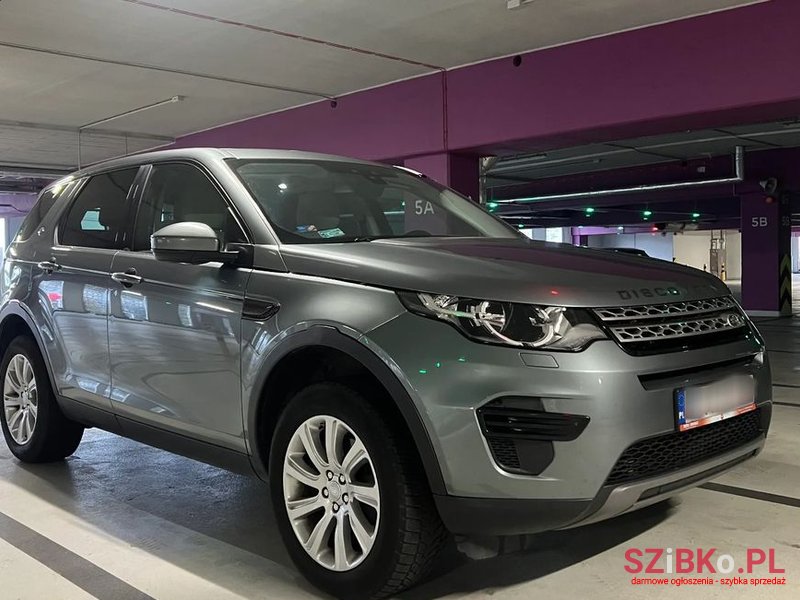 2015' Land Rover Discovery Sport 2.0 Si4 Se photo #6