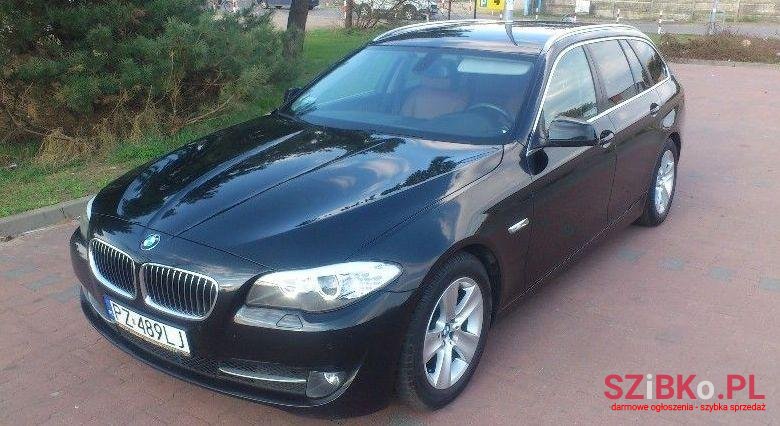 2011' BMW Seria 5 photo #1