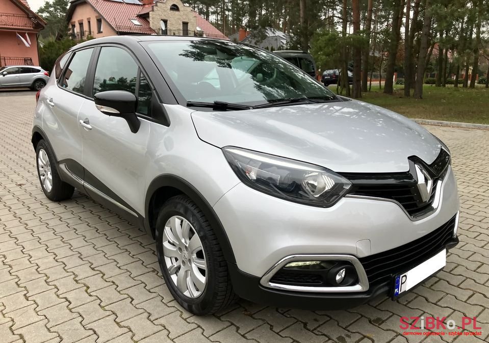 2015' Renault Captur photo #1