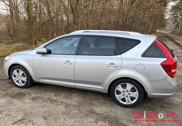 2011' Kia Ceed Comfort photo #3