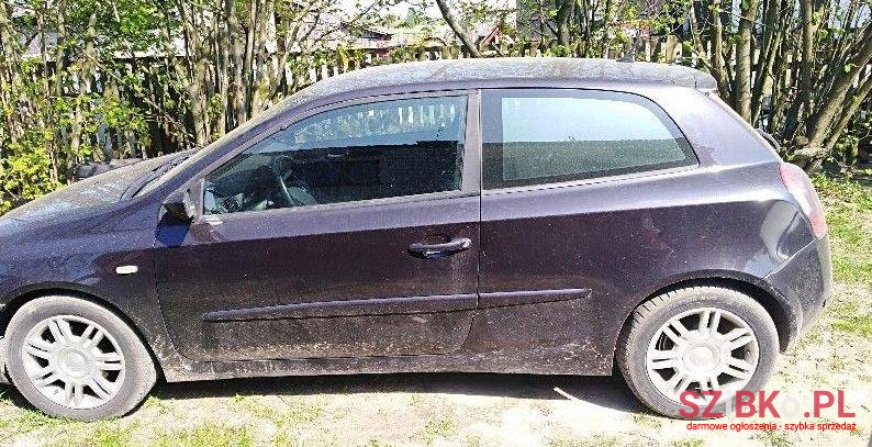 2001' Fiat Stilo photo #1