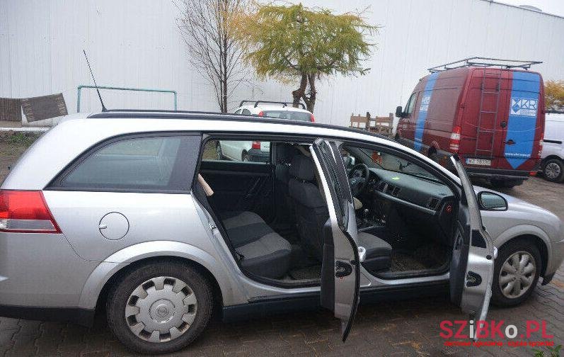 2004' Opel Vectra photo #1