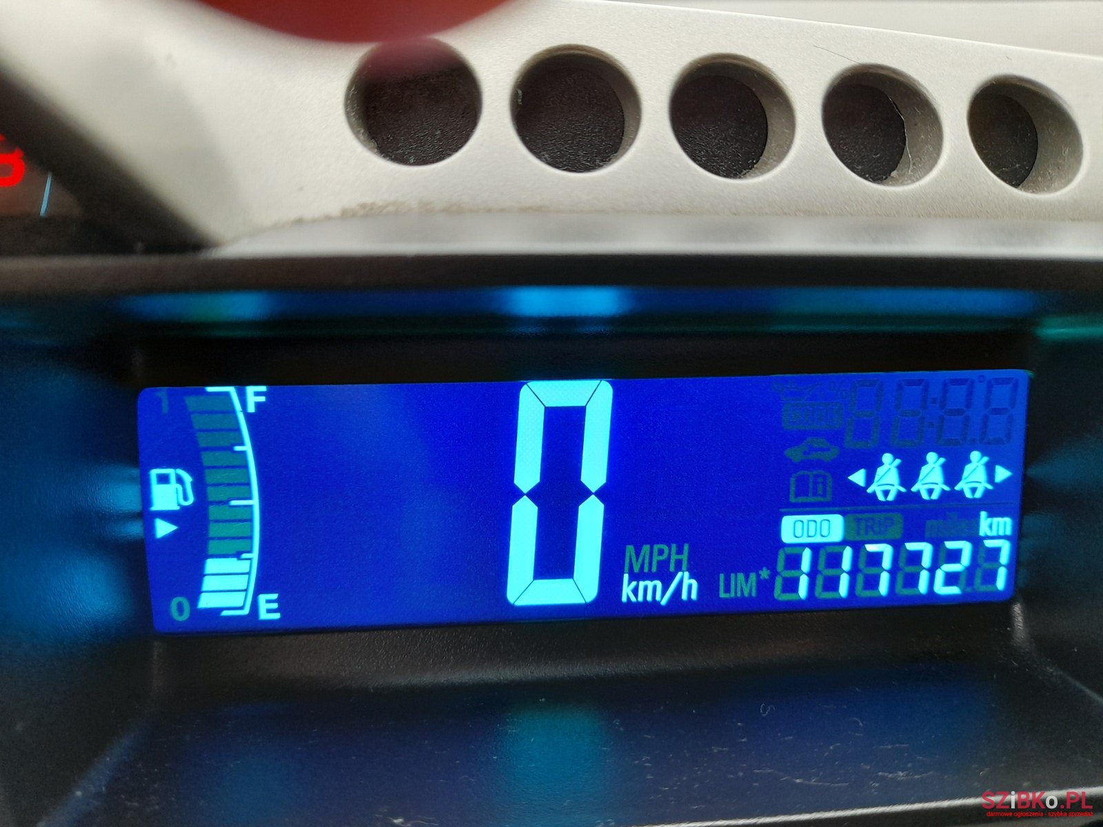 2012' Chevrolet Aveo photo #5