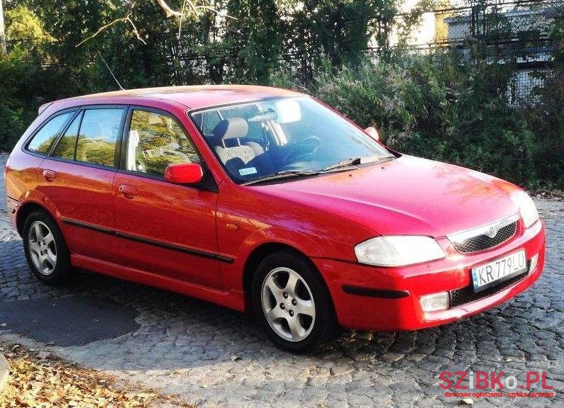 1999' Mazda 323 photo #1