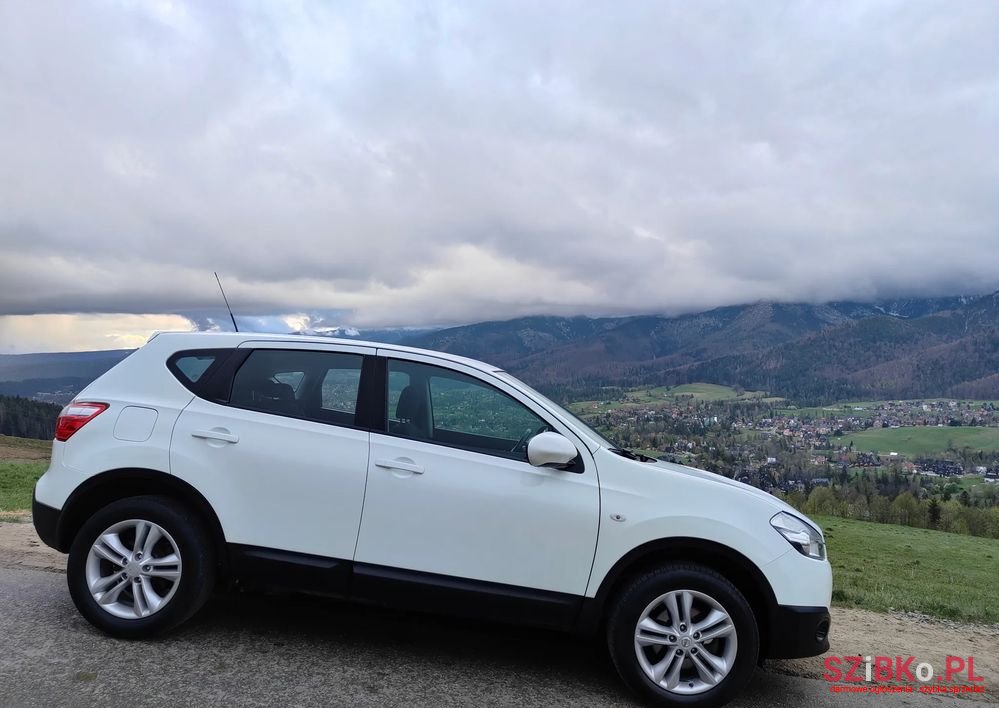 2013' Nissan Qashqai photo #4