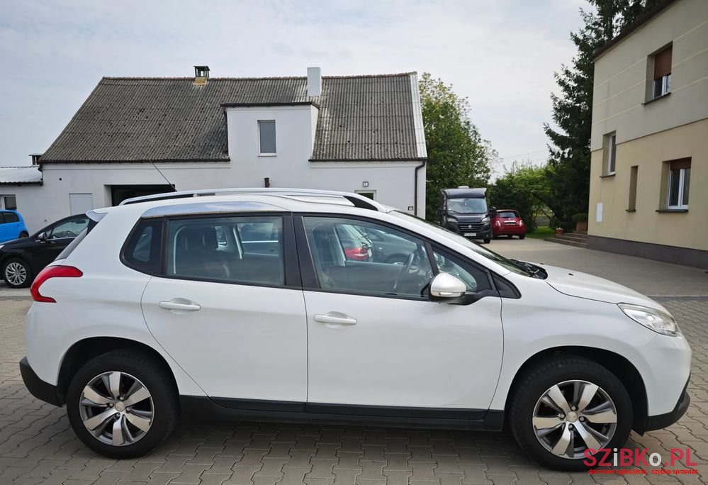 2013' Peugeot 2008 120 Vti Active photo #4