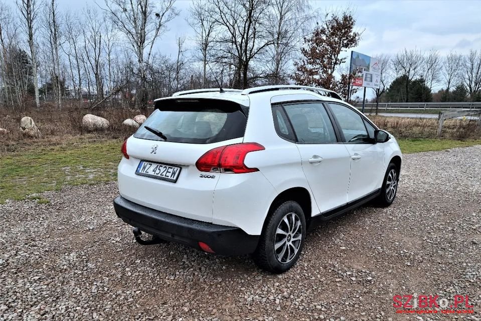 2015' Peugeot 2008 photo #3
