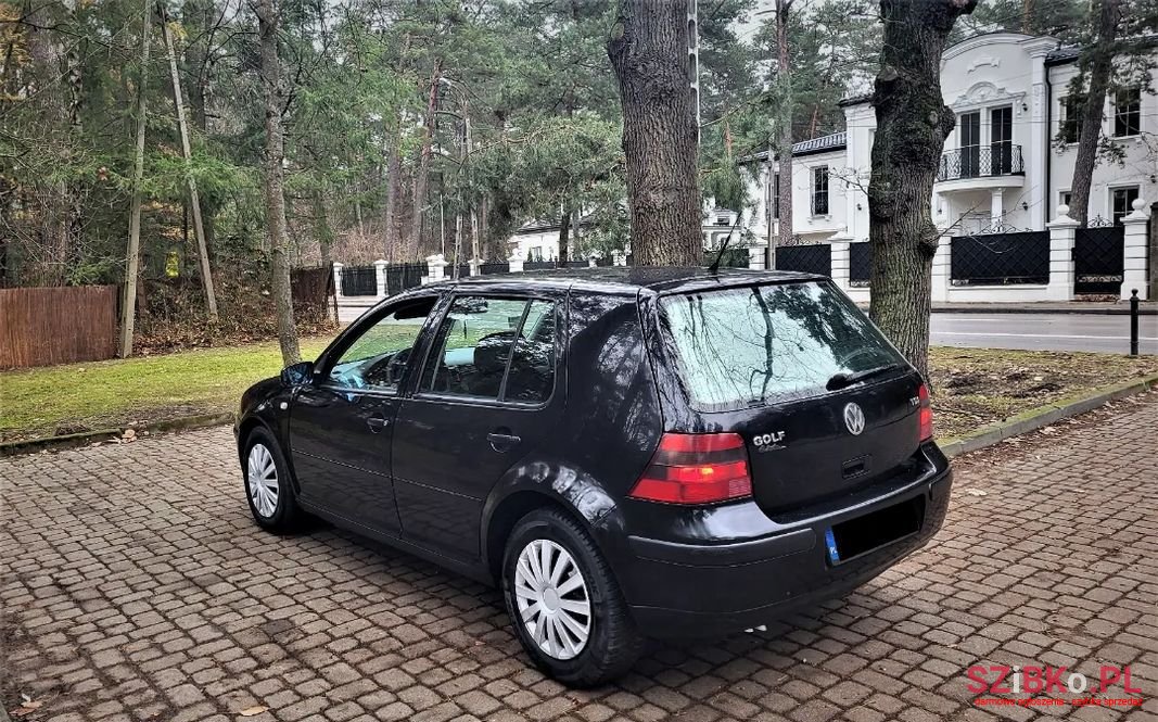 2000' Volkswagen Golf photo #3