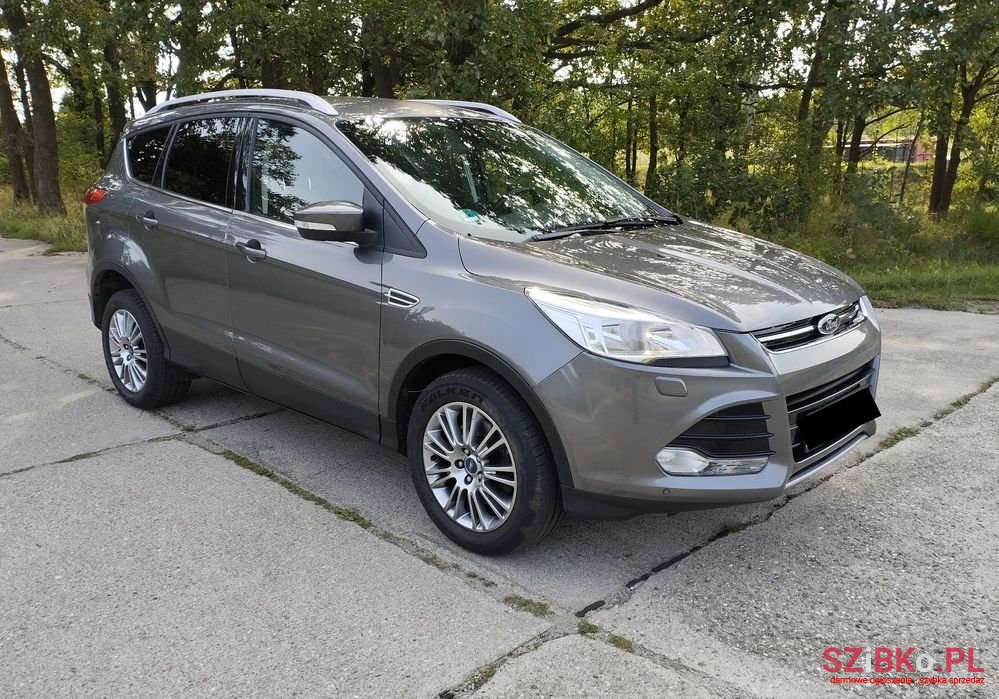 2014' Ford Kuga photo #2