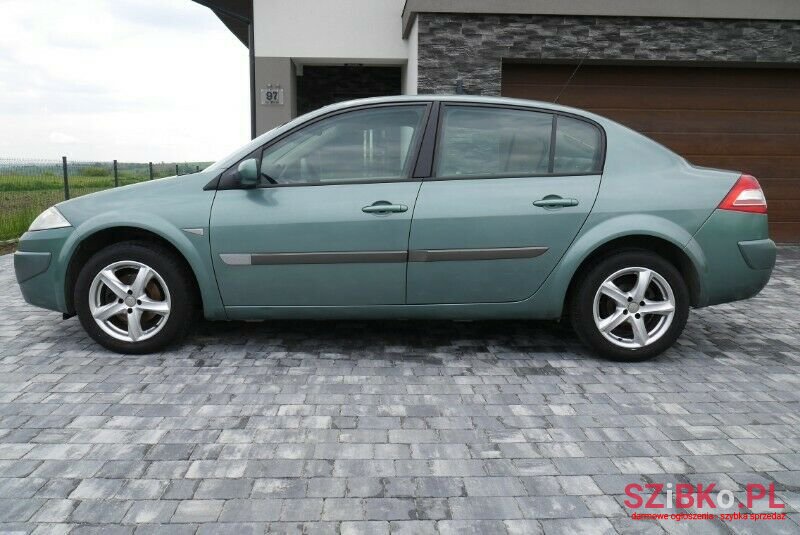 2006' Renault Megane photo #3