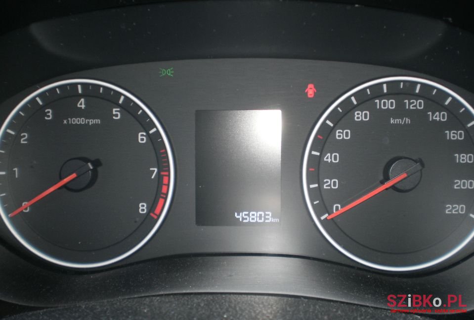 2019' Hyundai i20 photo #6