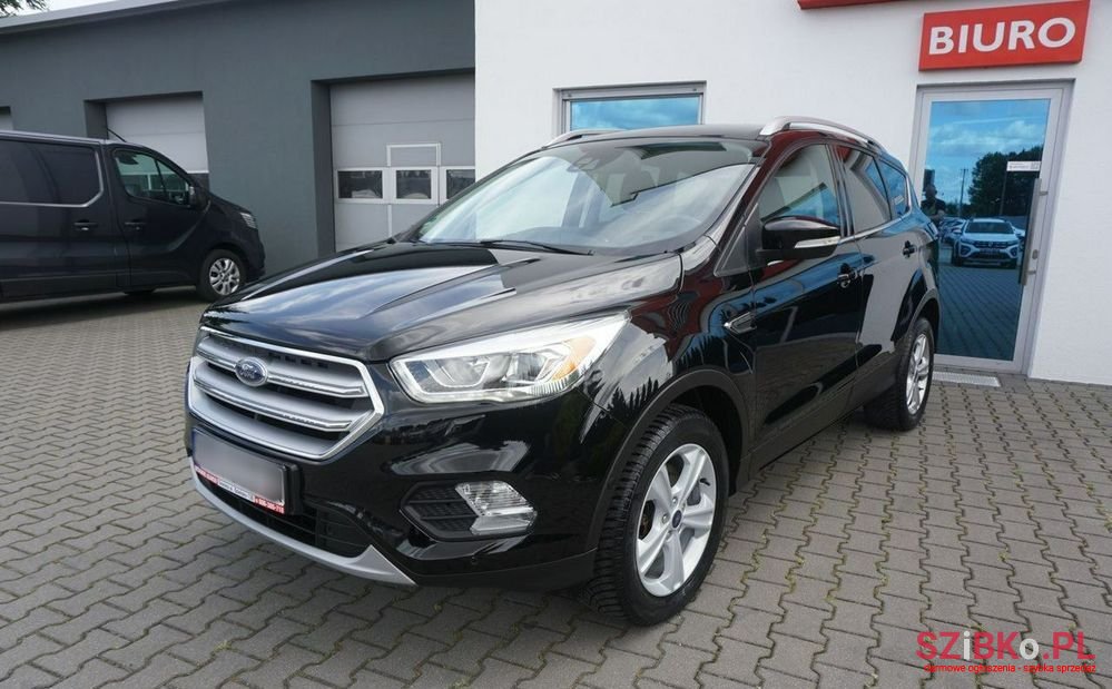 2017' Ford Kuga photo #2