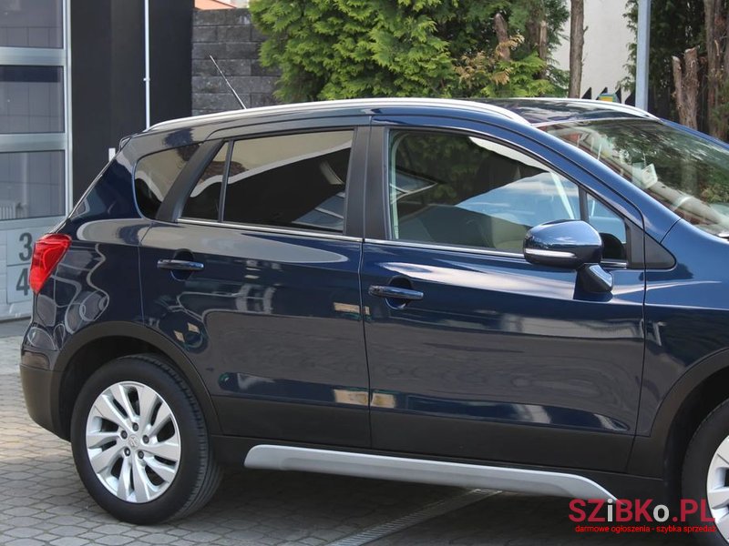 2020' Suzuki SX4 S-Cross photo #6