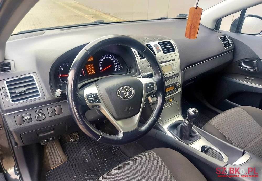 2013' Toyota Avensis 2.0 D-4D Luna photo #5