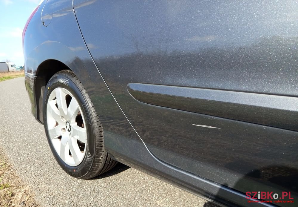 2012' Peugeot 308 120 Vti Active photo #5